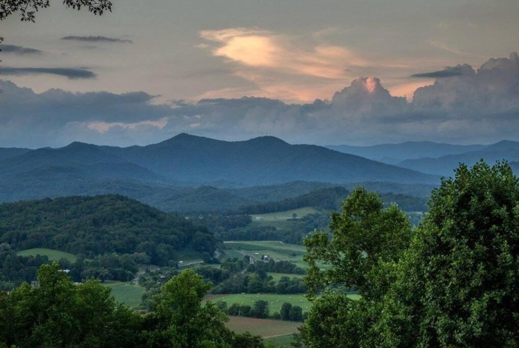 Best View In Bryson City In The Sugar Shack!! Vila Exterior foto